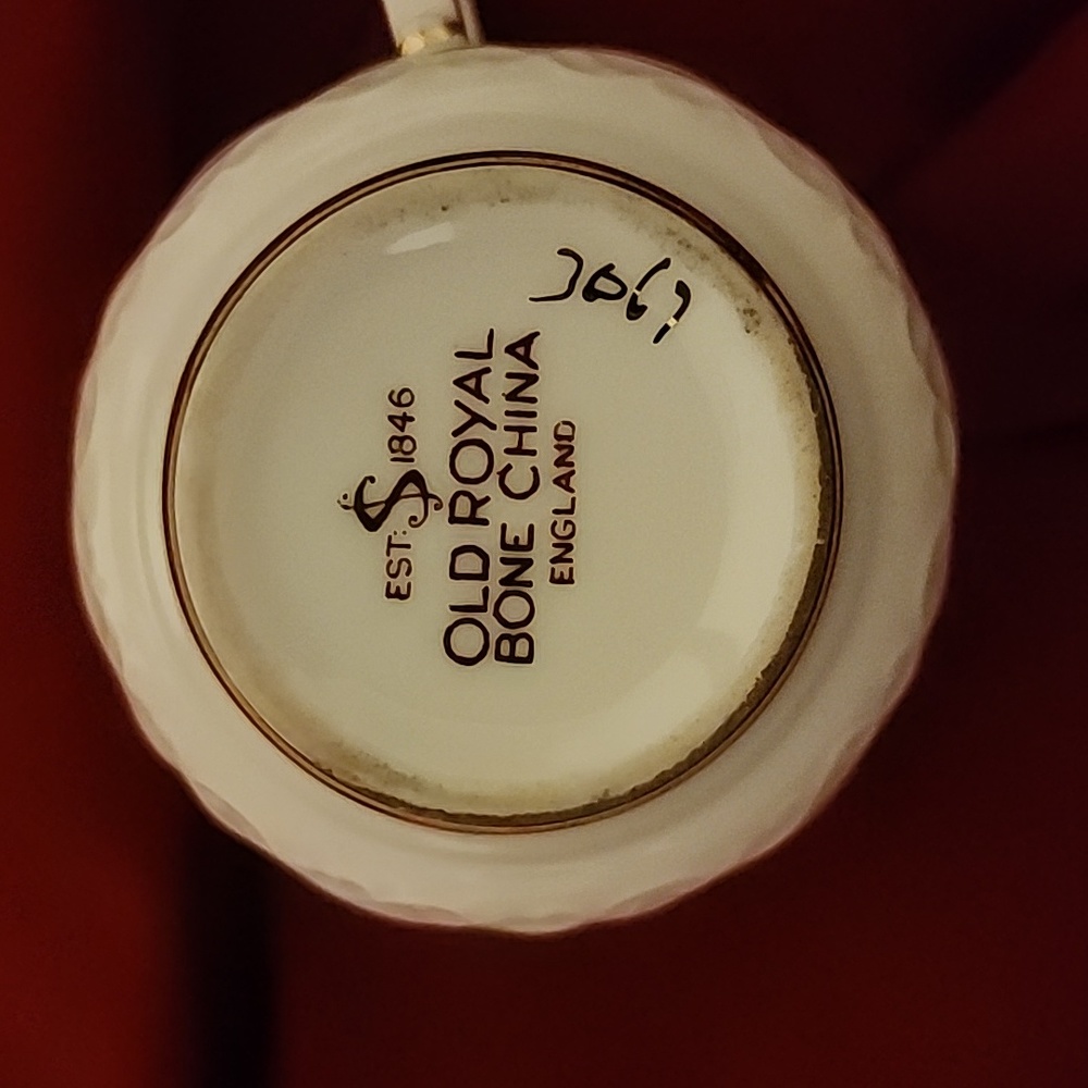 Adorable Tea Cup - Picture 3 of 3